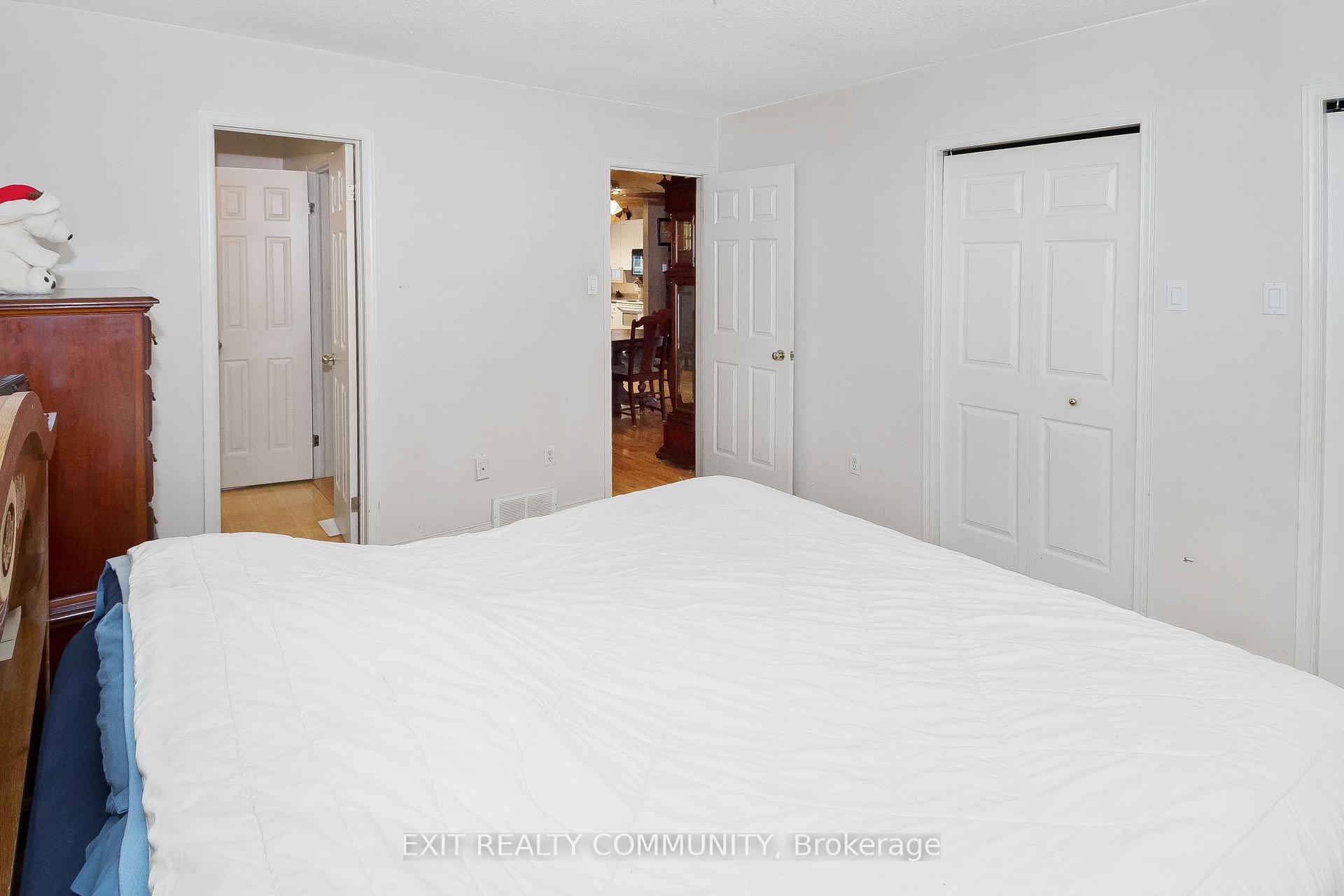 Photo 12 of 6308 William Street, Lucan Biddulph, Lucan — HOMEH