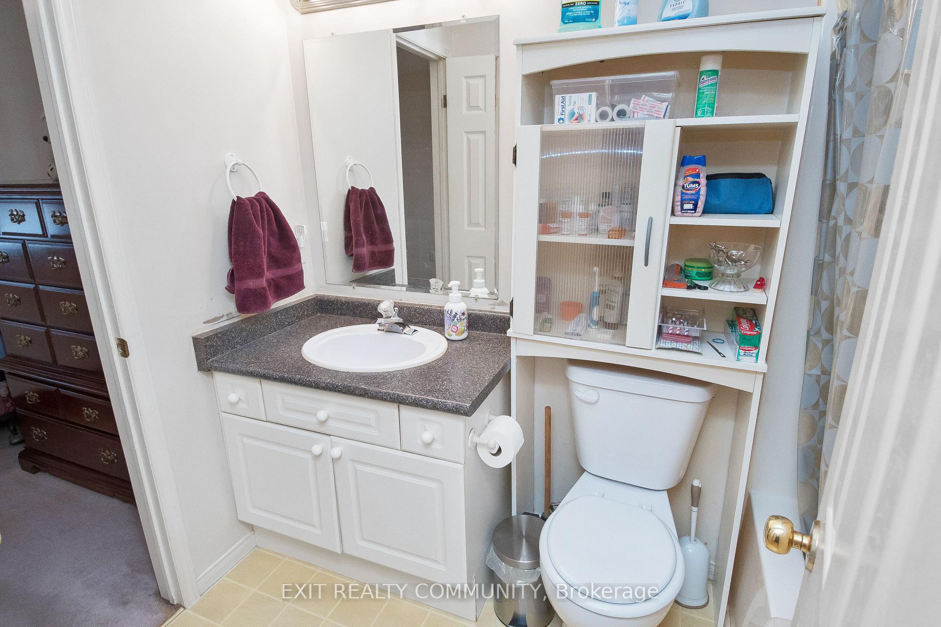 Photo 14 of 6308 William Street, Lucan Biddulph, Lucan — HOMEH