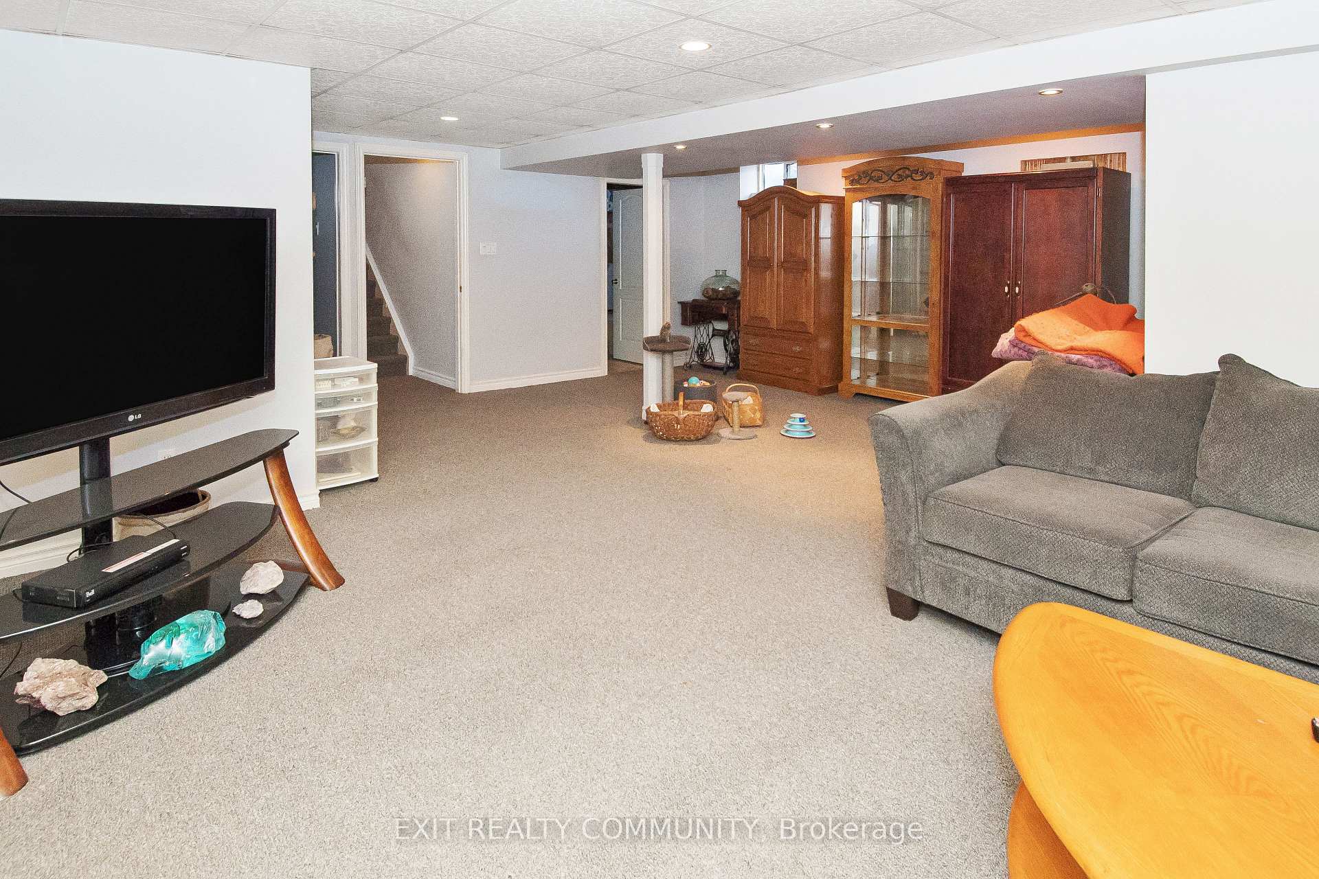 Photo 20 of 6308 William Street, Lucan Biddulph, Lucan — HOMEH