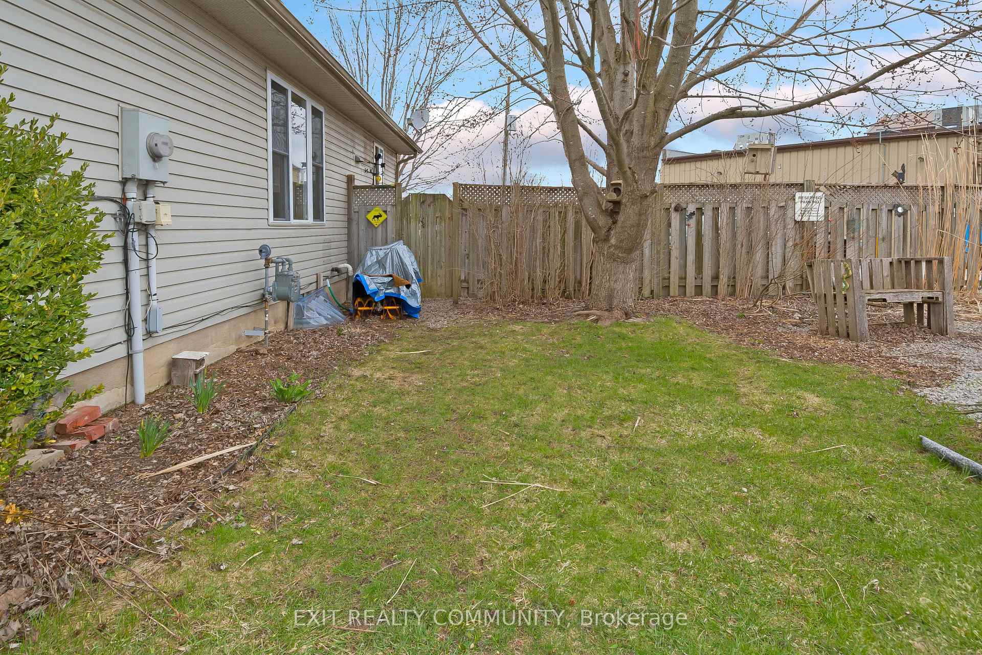 Photo 29 of 6308 William Street, Lucan Biddulph, Lucan — HOMEH
