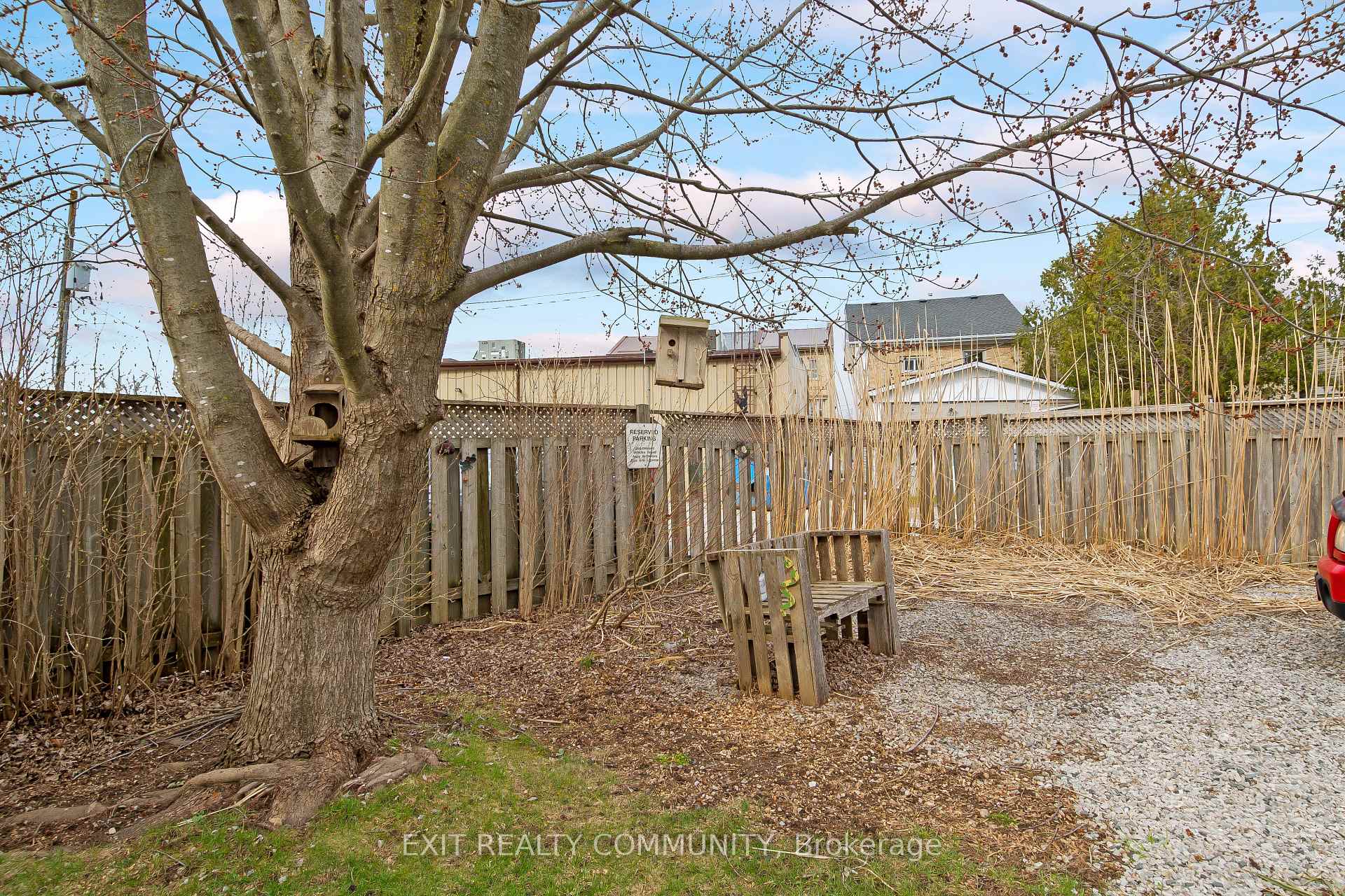 Photo 32 of 6308 William Street, Lucan Biddulph, Lucan — HOMEH