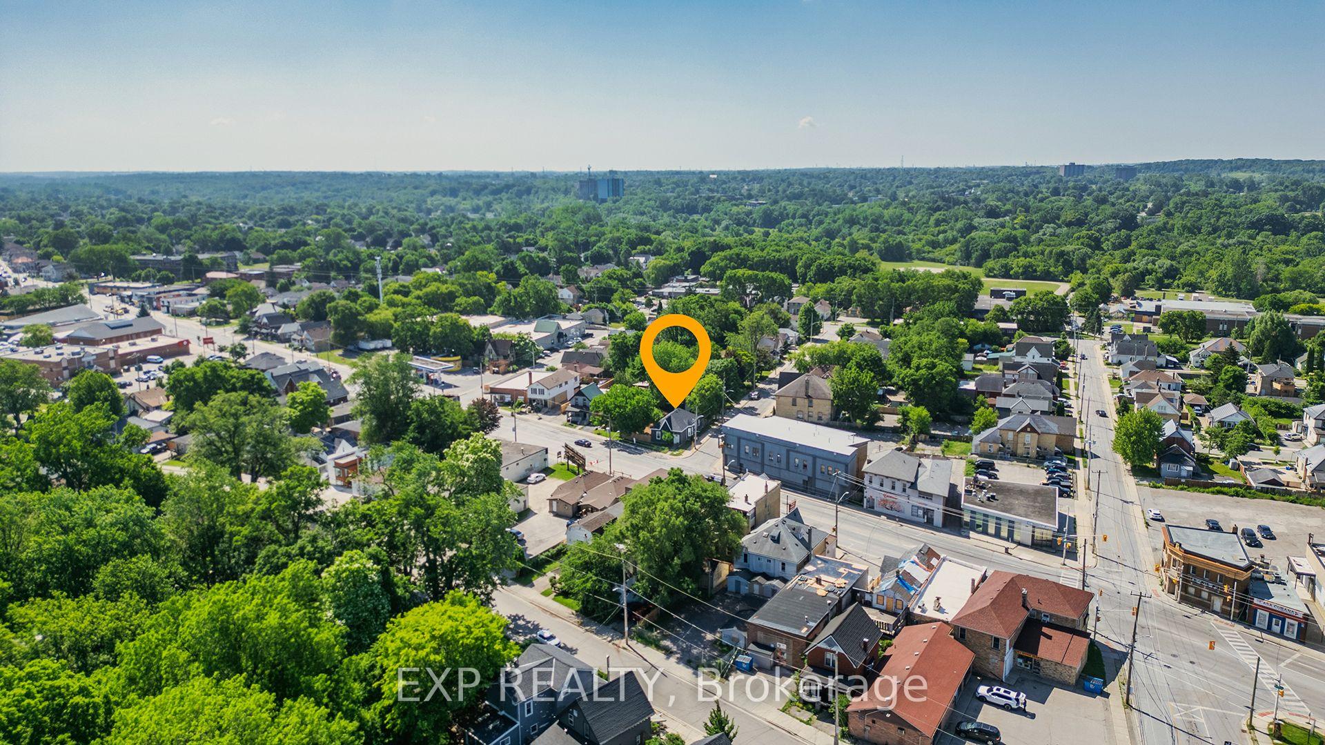 Photo 19 of 445 Hamilton Road, London, East L — HOMEH
