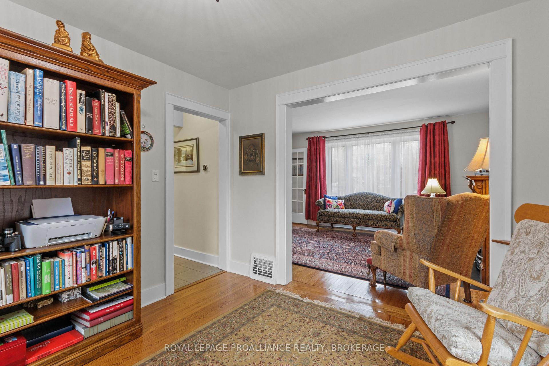 Photo 8 of 196 Willingdon Avenue, Kingston, Central City East — HOMEH