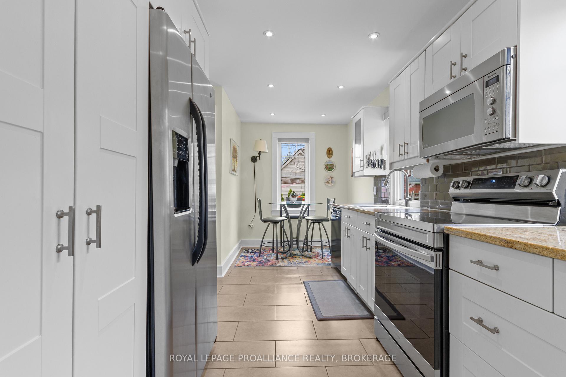 Photo 12 of 196 Willingdon Avenue, Kingston, Central City East — HOMEH