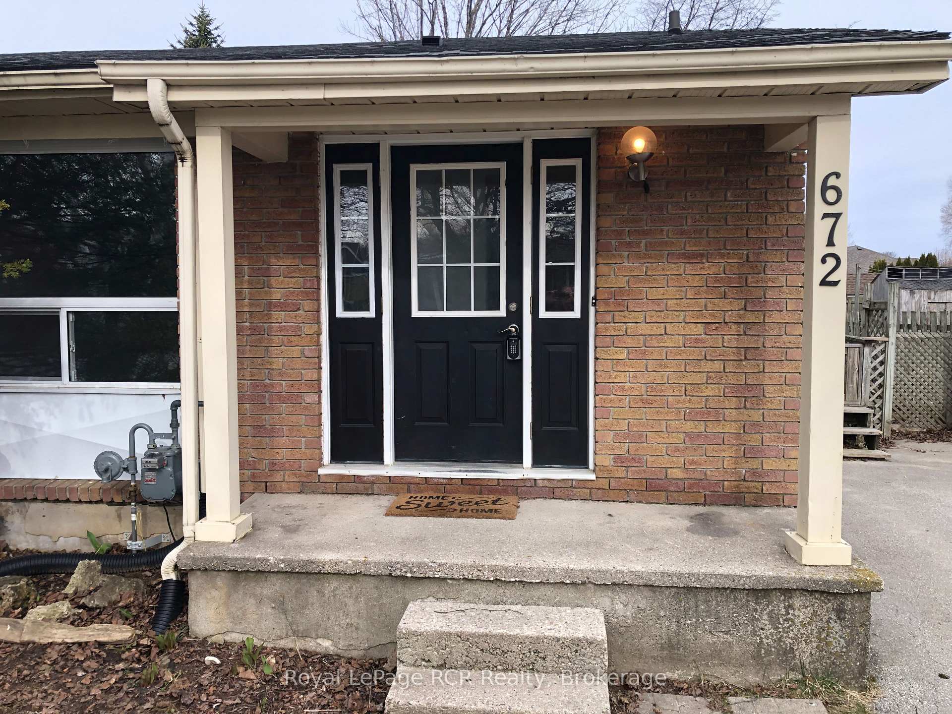 Photo 3 of 672 Kennard Crescent, Kincardine — HOMEH