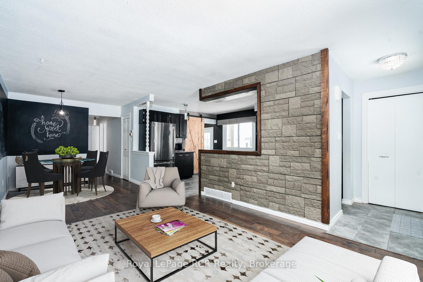 Photo 5 of 672 Kennard Crescent, Kincardine — HOMEH
