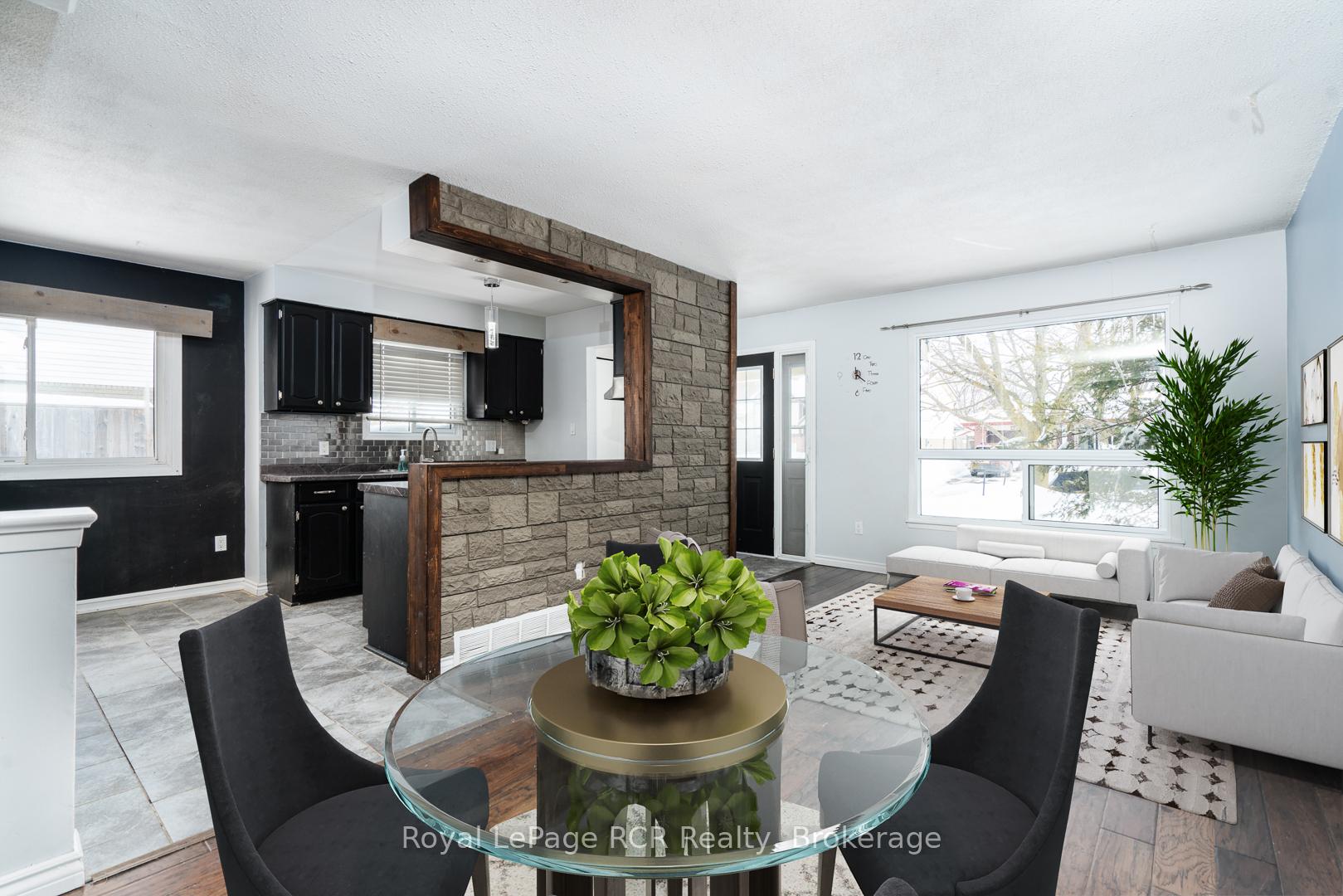 Photo 6 of 672 Kennard Crescent, Kincardine — HOMEH