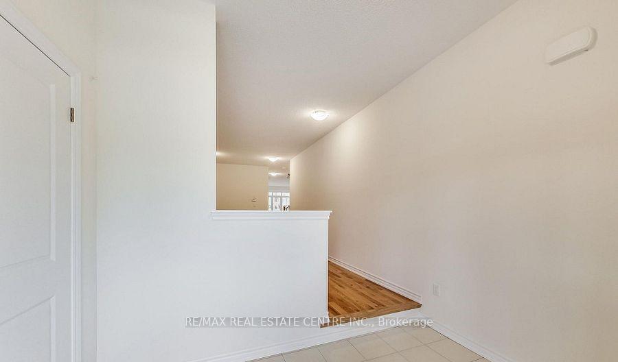 Photo 3 of 2184 Lozenby Street, Innisfil, Alcona — HOMEH