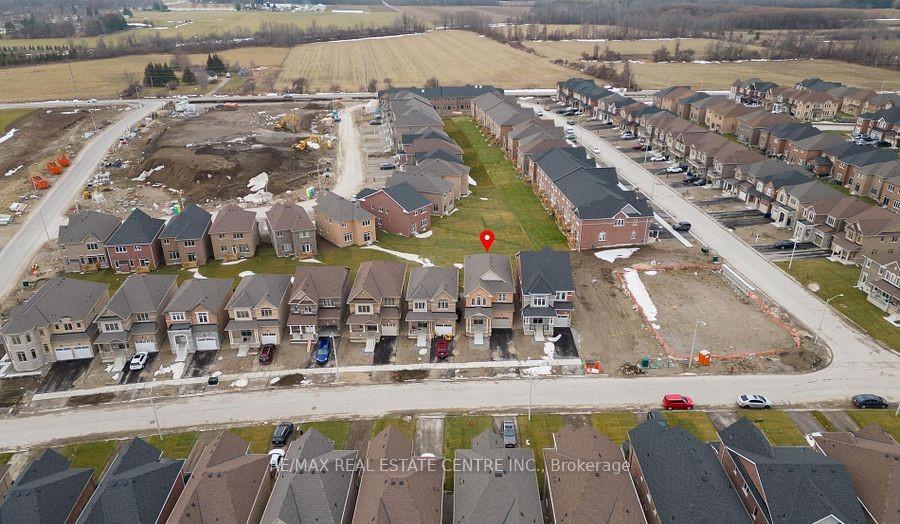 Photo 21 of 2184 Lozenby Street, Innisfil, Alcona — HOMEH