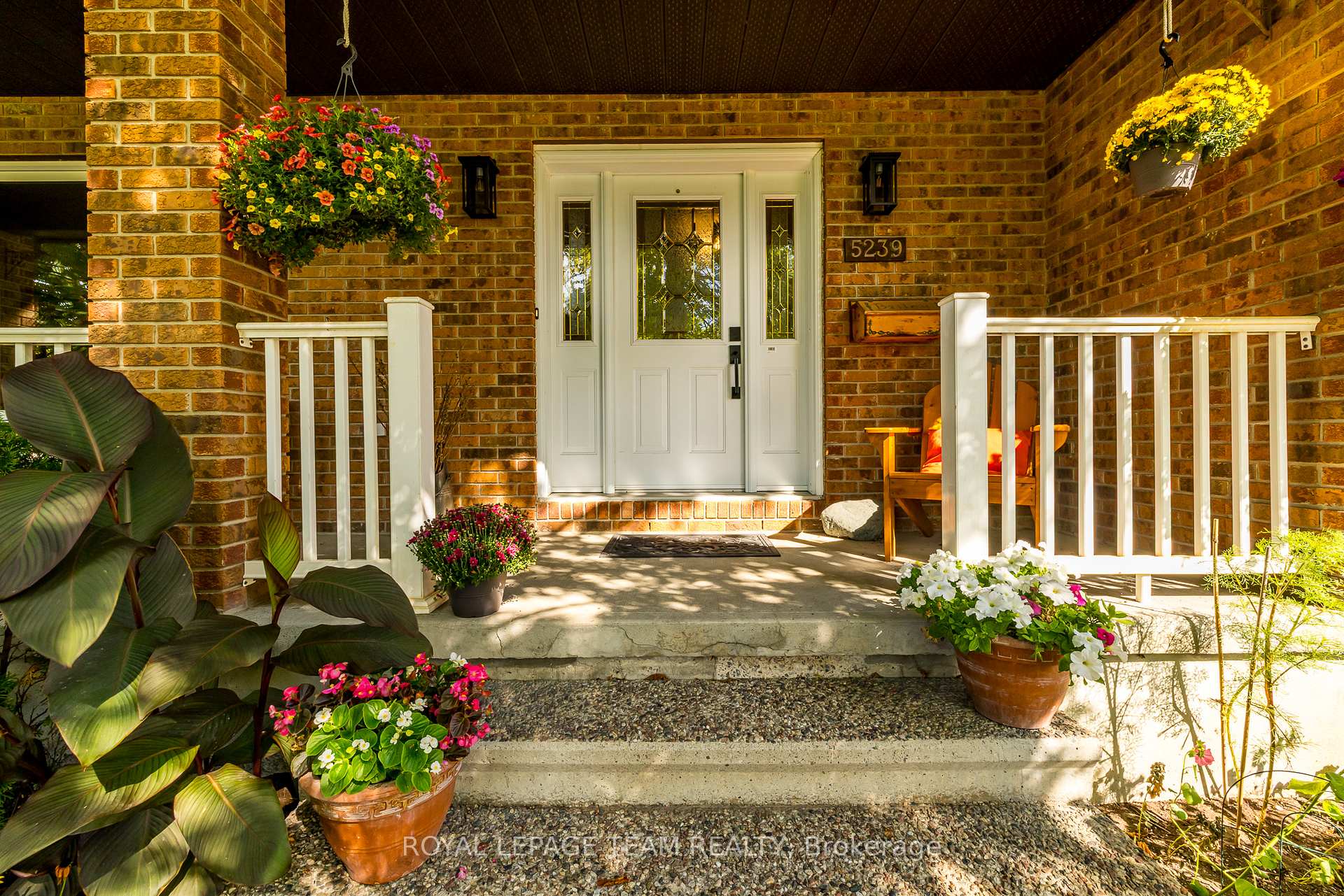 Photo 3 of 5239 Mclean Crescent, Ottawa, Manotick Long Island & Nicholls Island — HOMEH