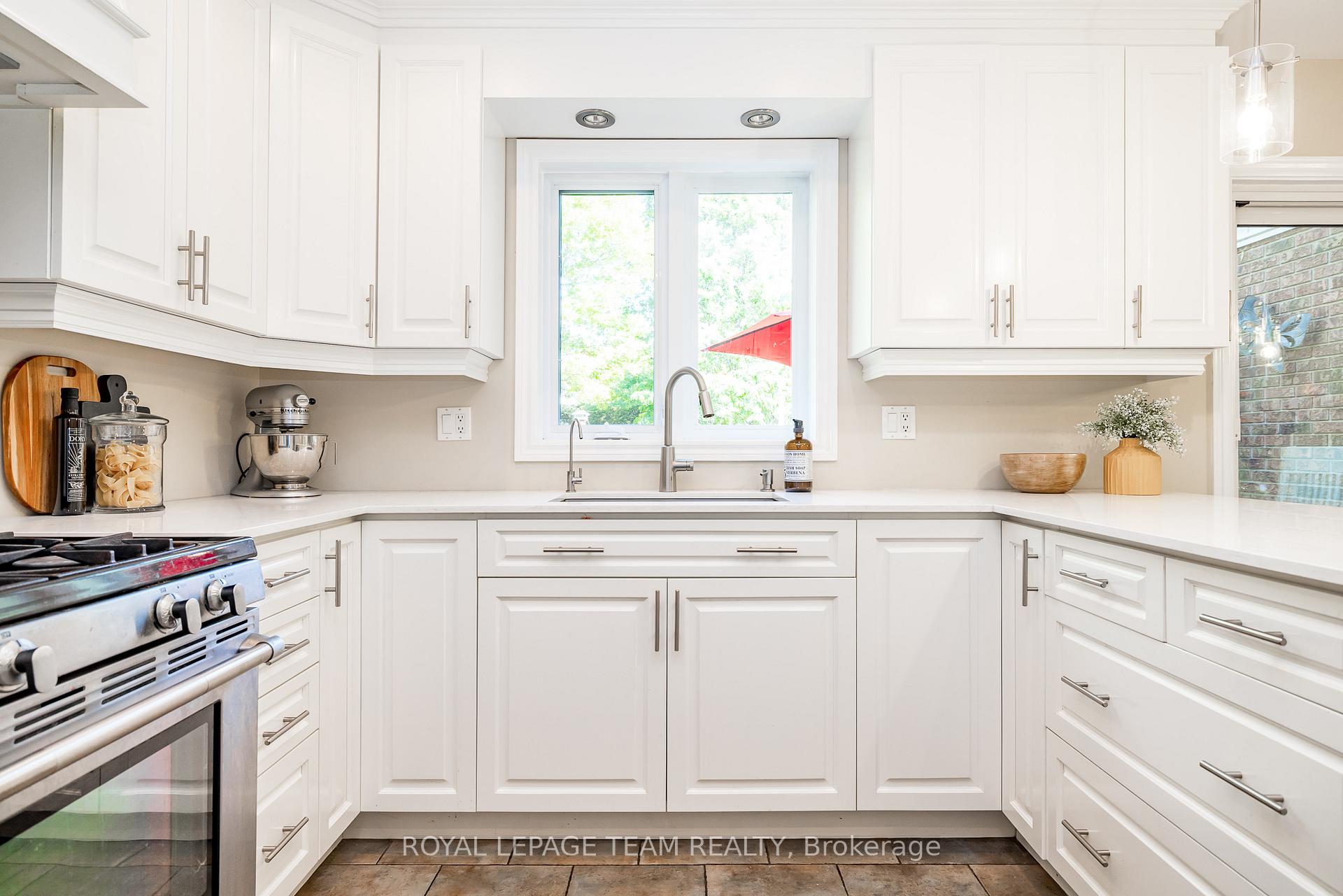 Photo 17 of 5239 Mclean Crescent, Ottawa, Manotick Long Island & Nicholls Island — HOMEH