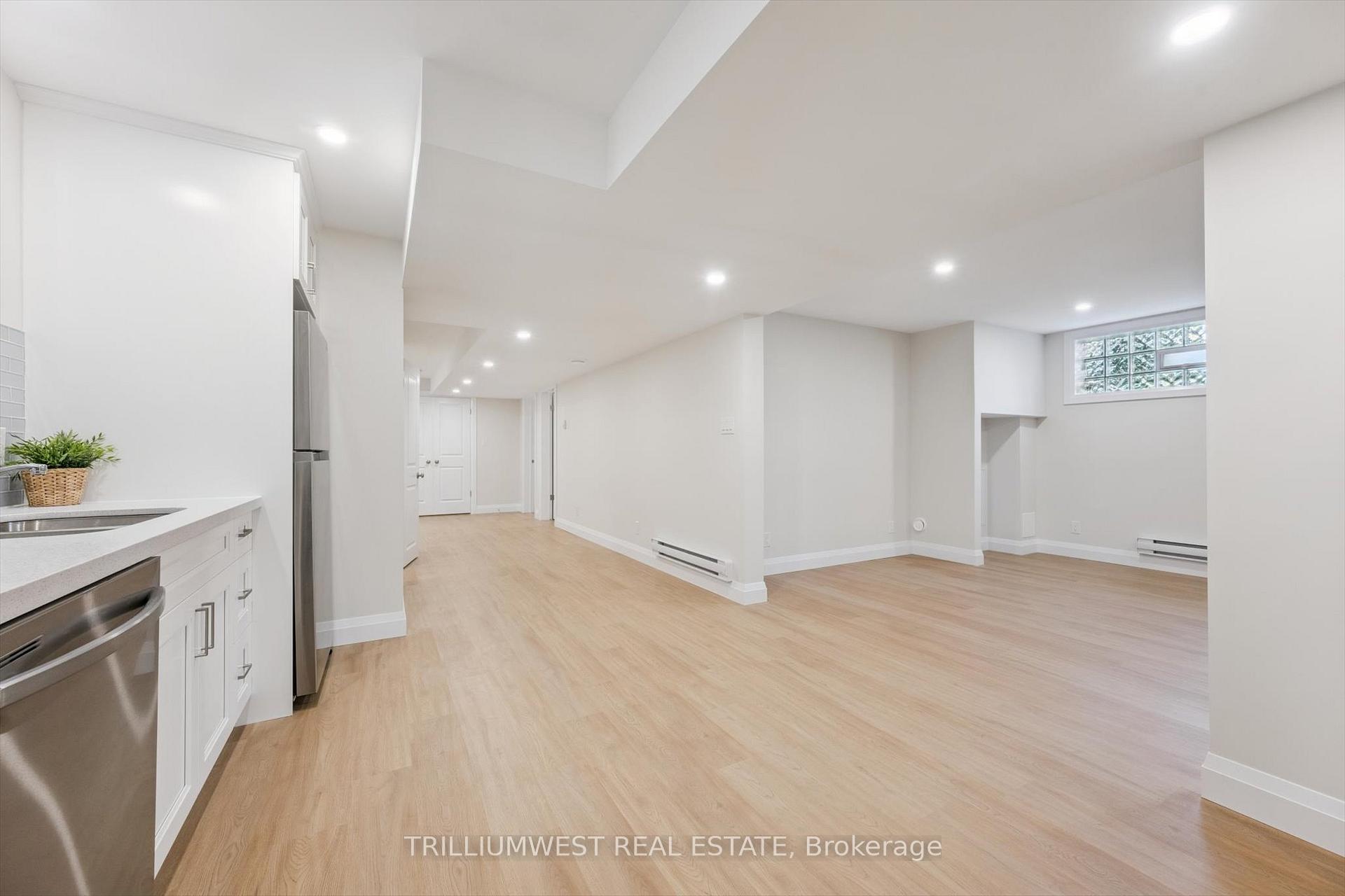 Front of Unit B, 54 Schweitzer Street