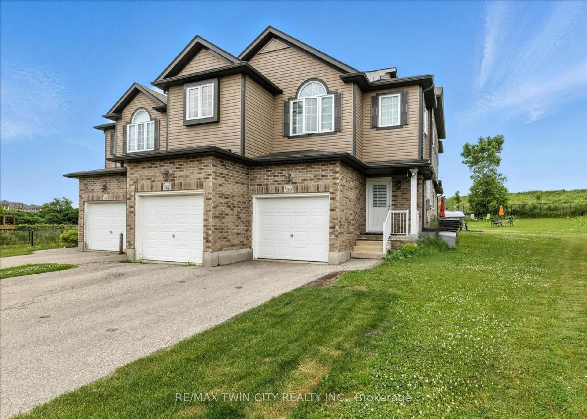 Photo 1 of 260 Countrystone Crescent, Kitchener — HOMEH