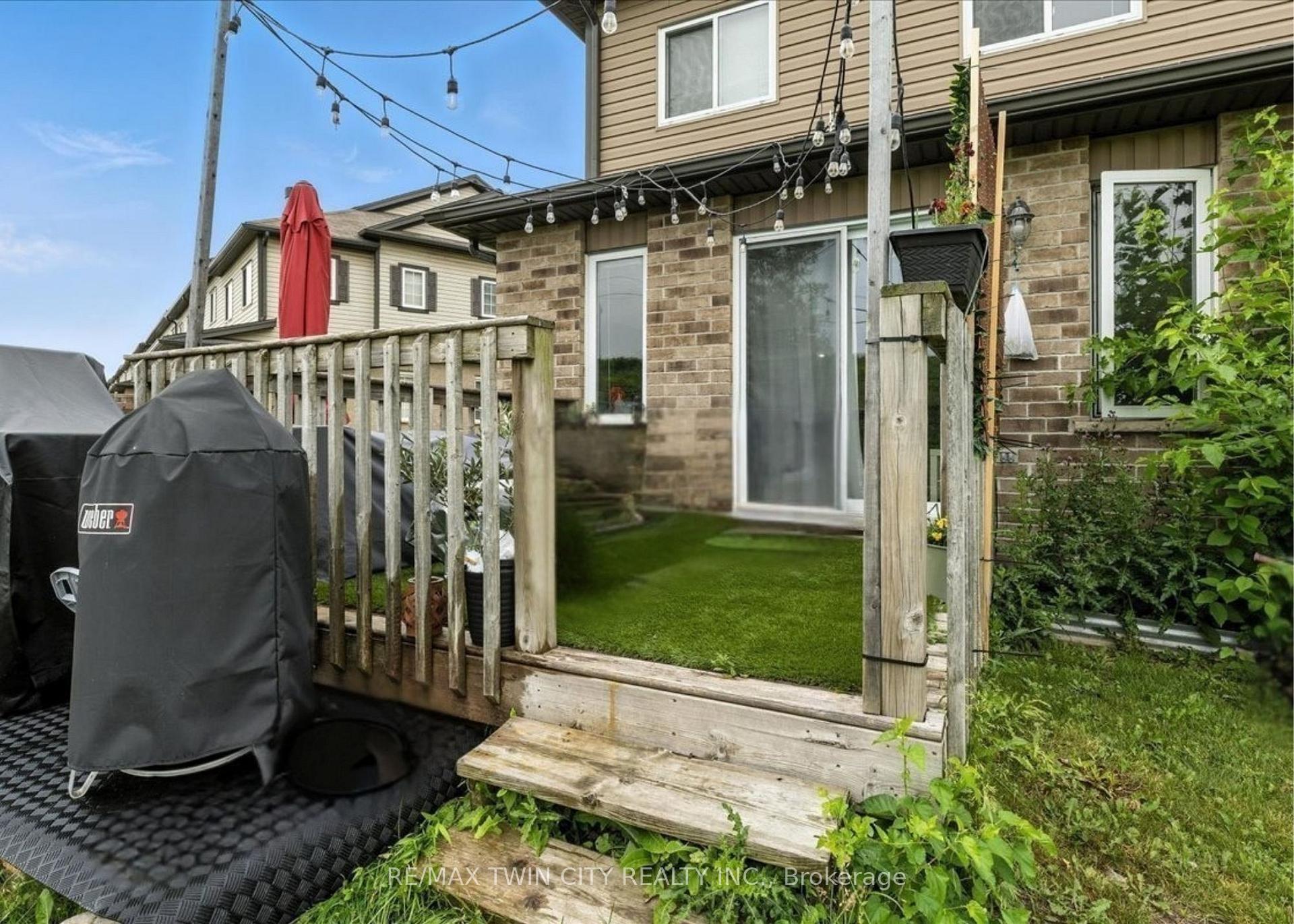 Photo 28 of 260 Countrystone Crescent, Kitchener — HOMEH