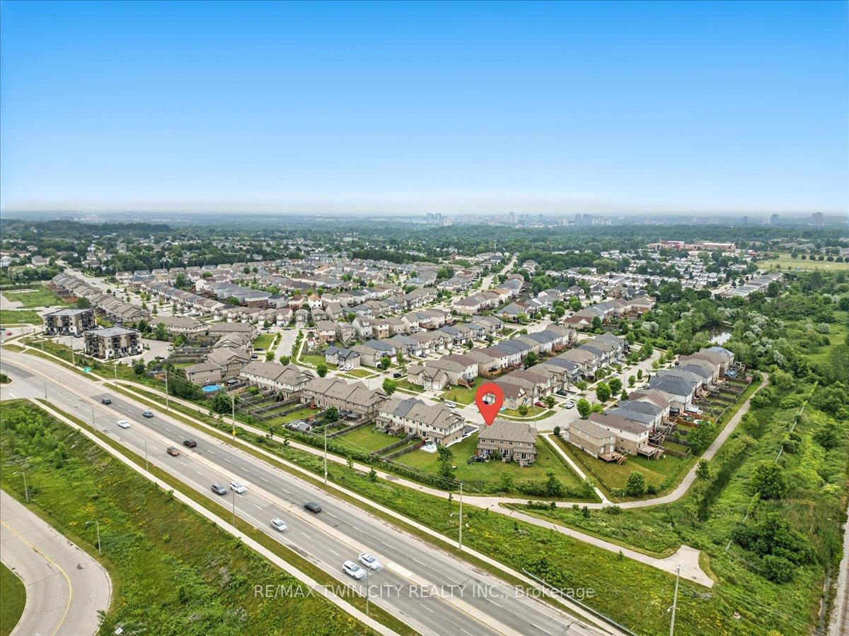 Photo 34 of 260 Countrystone Crescent, Kitchener — HOMEH