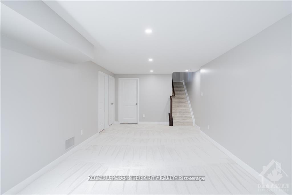 Photo 24 of 551 Triangle Street, Ottawa, Kanata - Emerald Meadows/Trailwest — HOMEH
