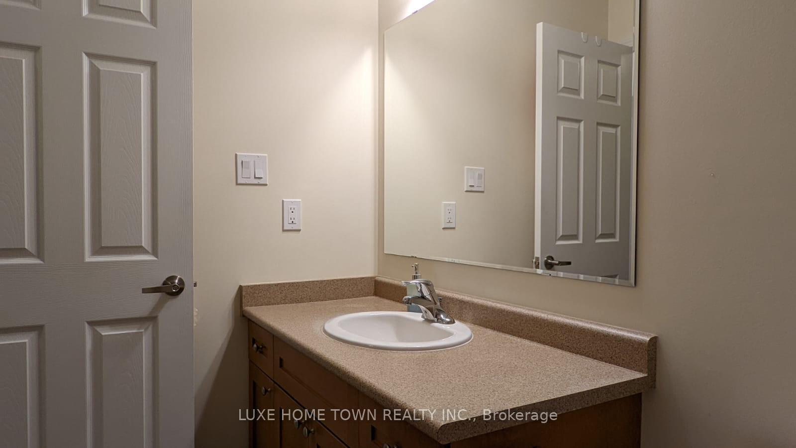 Photo 8 of 74 Glenvista Drive, Kitchener — HOMEH
