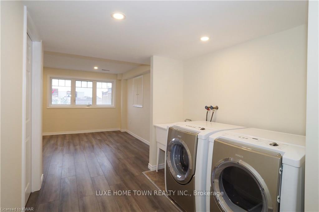 Photo 9 of 74 Glenvista Drive, Kitchener — HOMEH