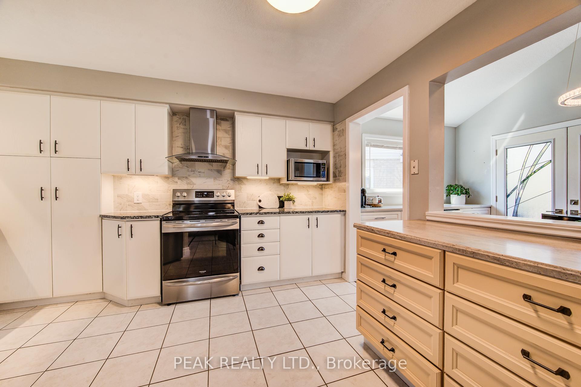 Photo 7 of 413 Hidden Creek Drive, Kitchener — HOMEH