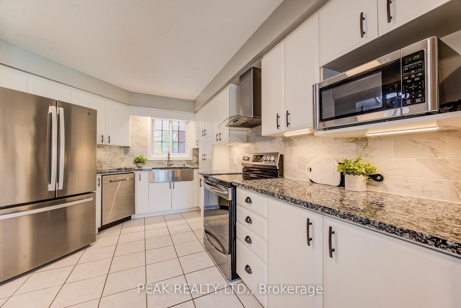 Photo 8 of 413 Hidden Creek Drive, Kitchener — HOMEH
