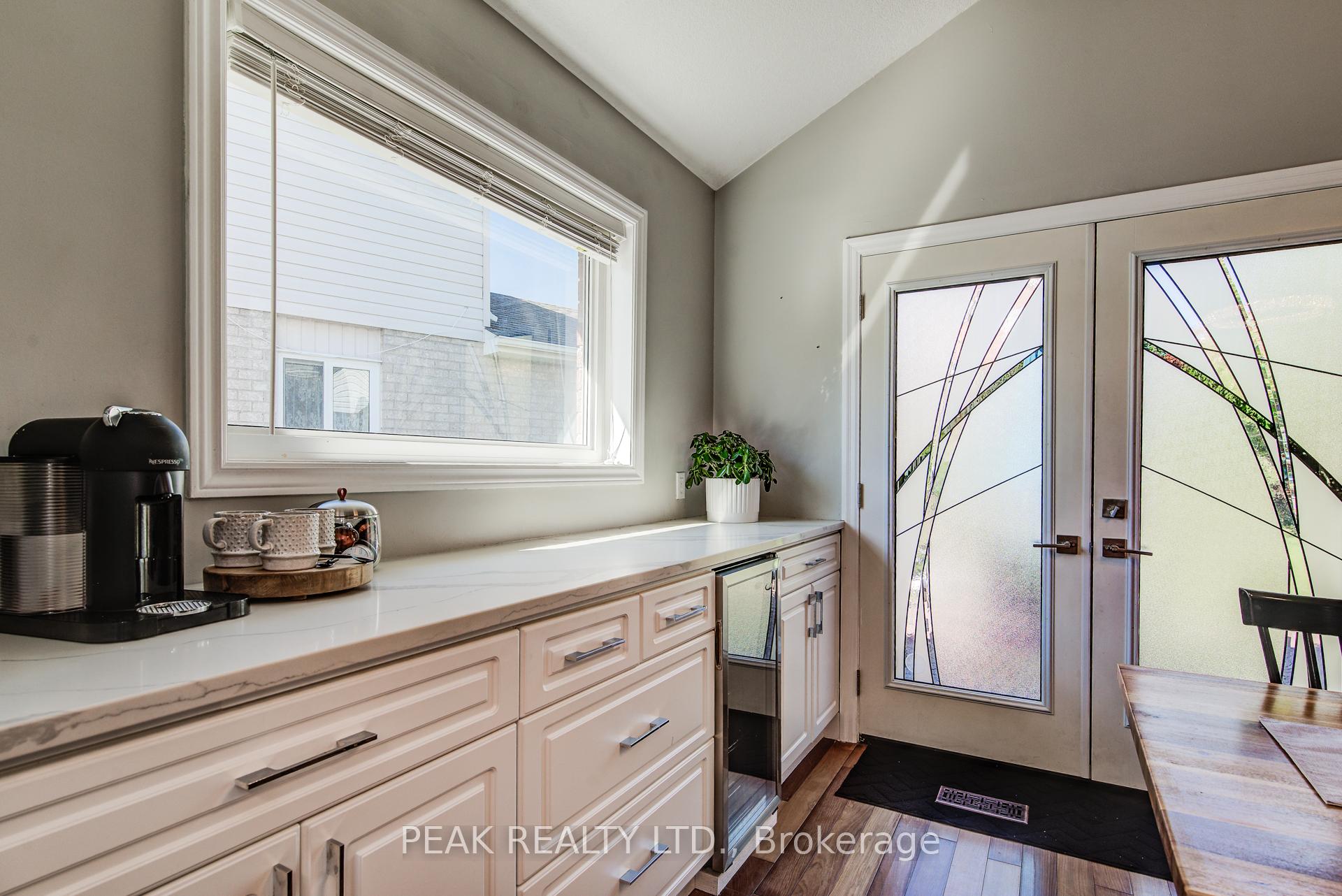 Photo 13 of 413 Hidden Creek Drive, Kitchener — HOMEH