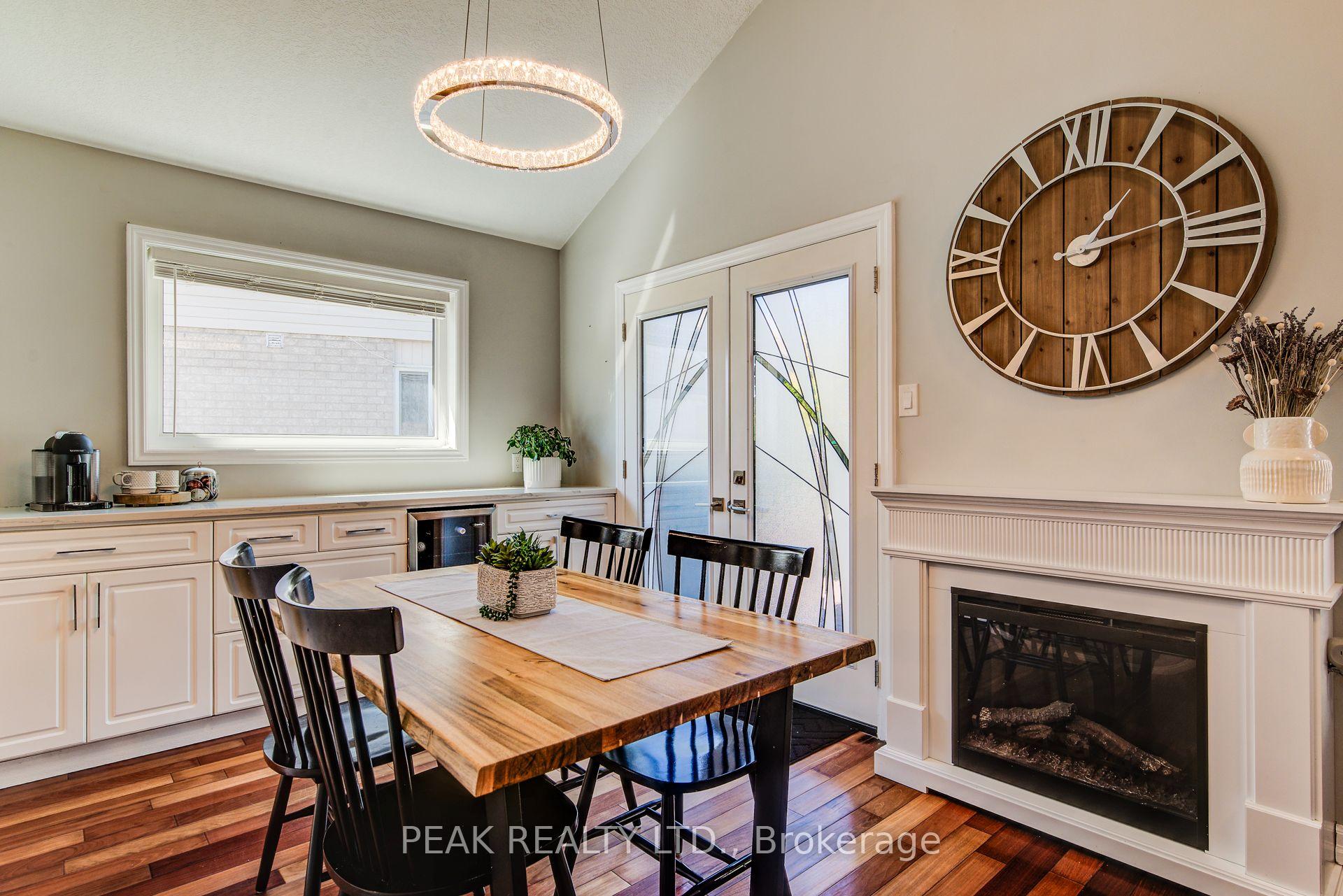 Photo 16 of 413 Hidden Creek Drive, Kitchener — HOMEH