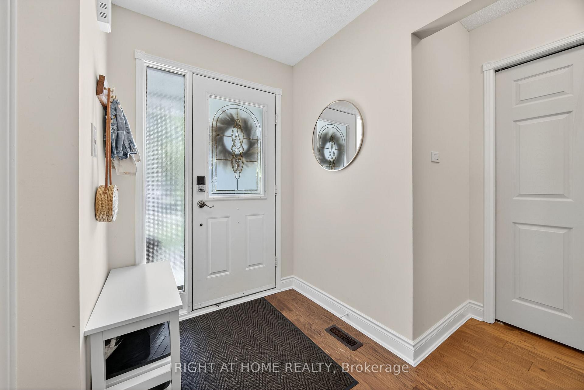 Photo 5 of 1012 Linden Street, Innisfil, Alcona — HOMEH