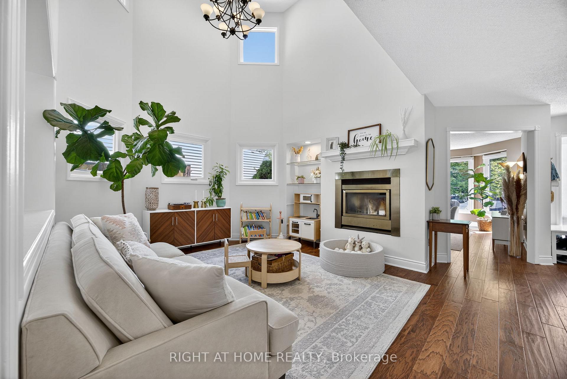 Photo 13 of 1012 Linden Street, Innisfil, Alcona — HOMEH