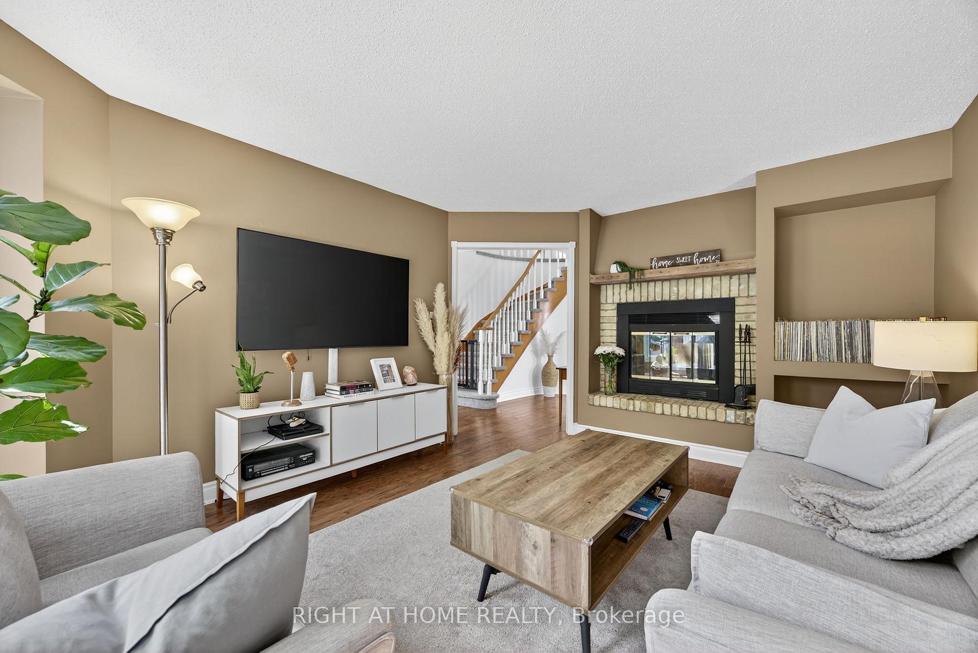 Photo 19 of 1012 Linden Street, Innisfil, Alcona — HOMEH