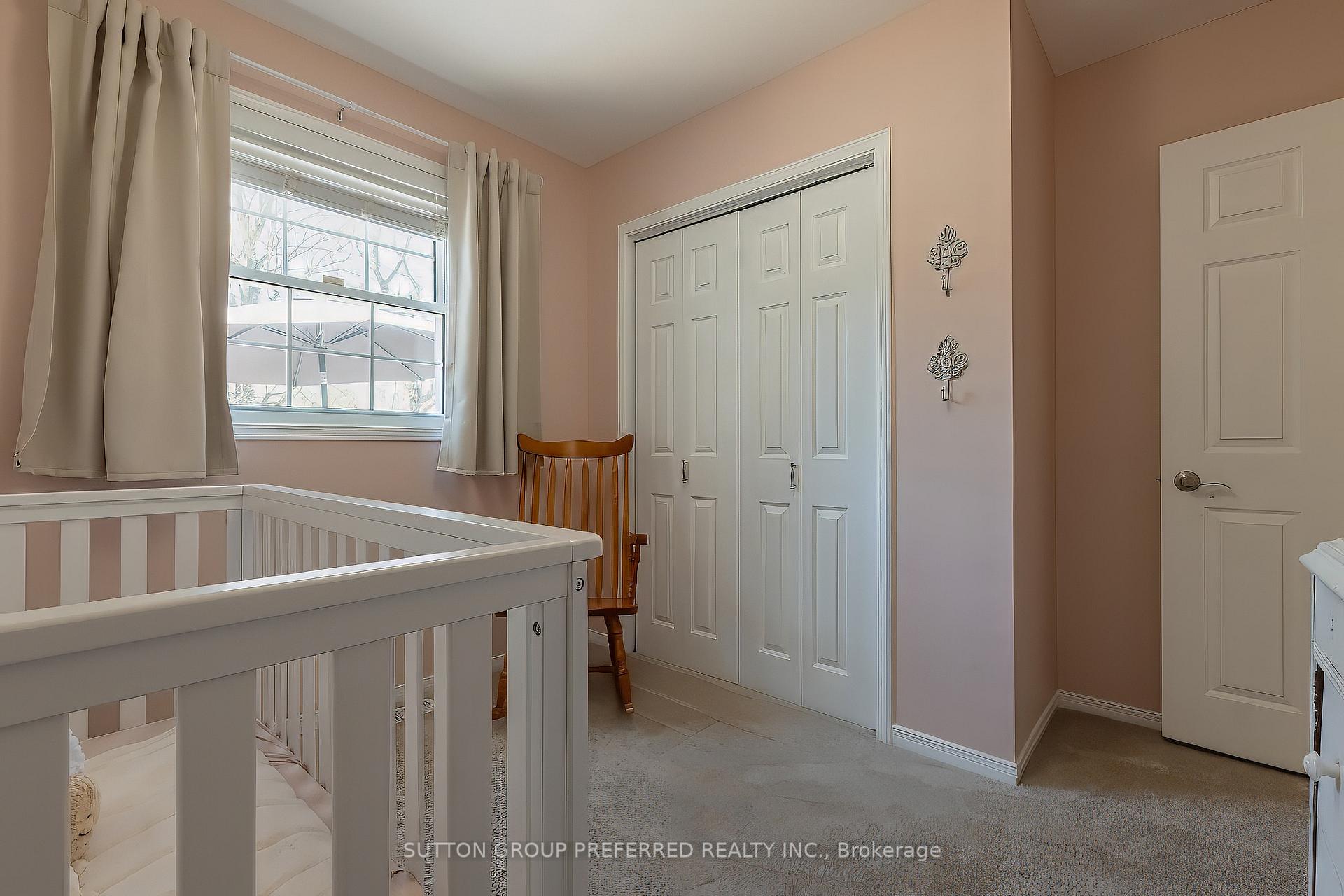Photo 21 of 152 Princess Street, Lucan Biddulph, Lucan — HOMEH