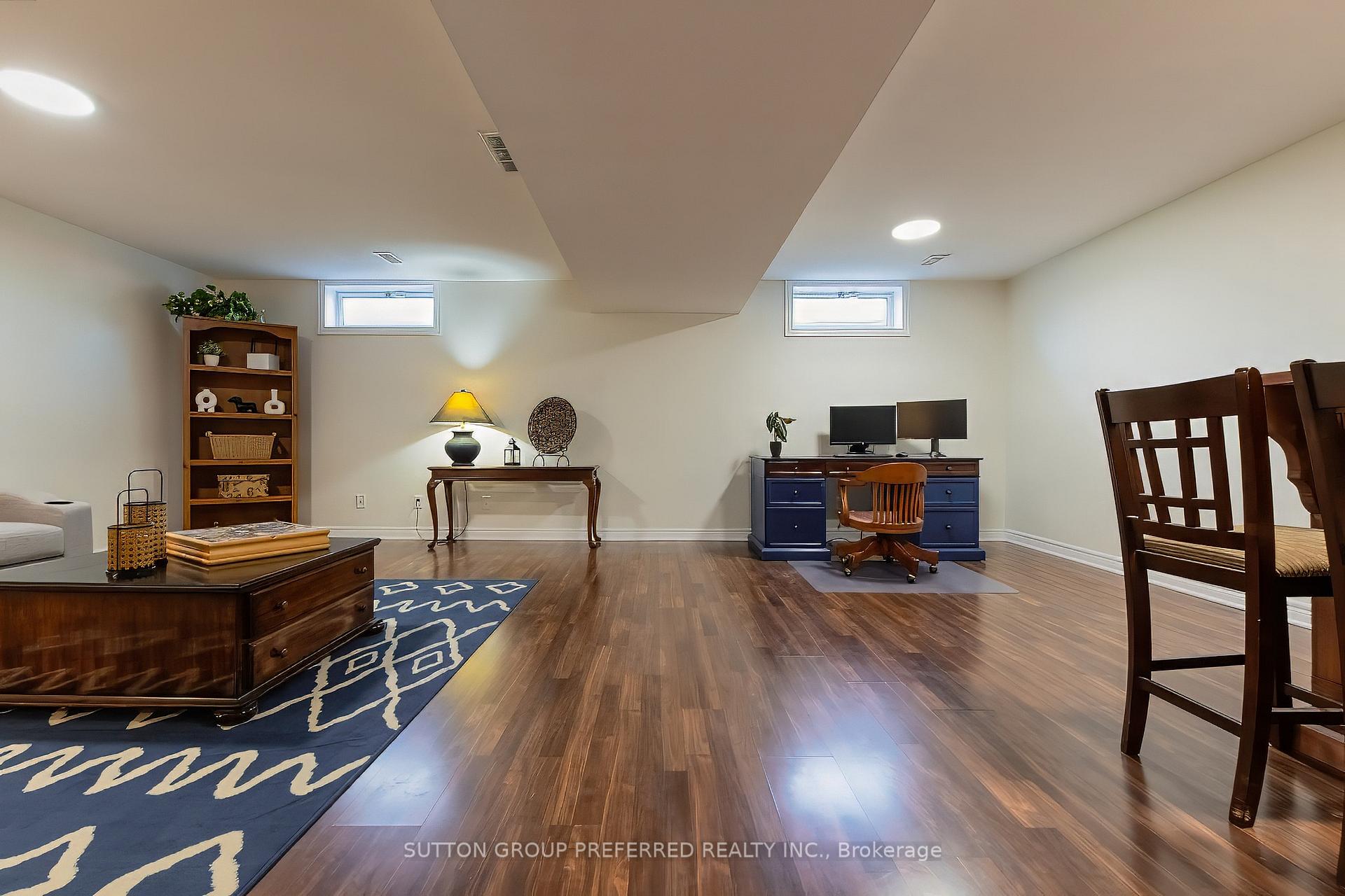 Photo 26 of 152 Princess Street, Lucan Biddulph, Lucan — HOMEH