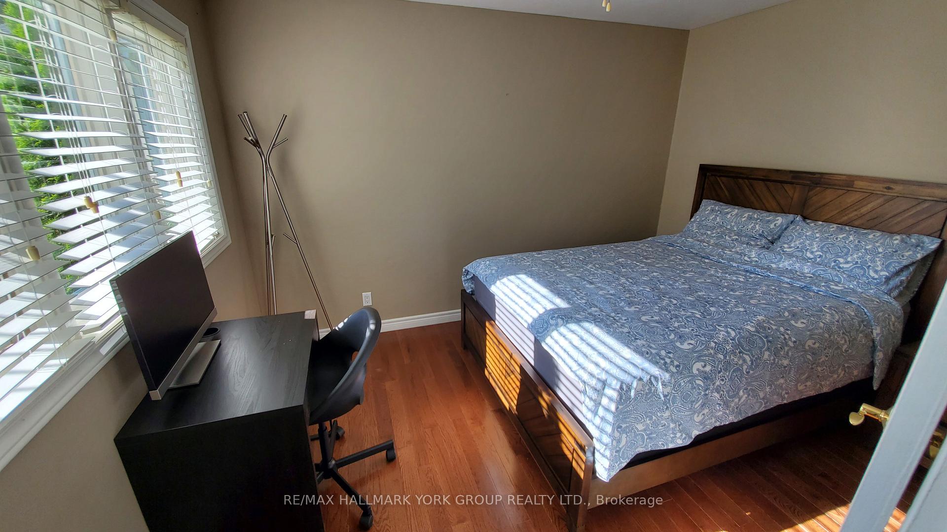 Photo 4 of 1884 Simcoe Boulevard, Innisfil, Alcona — HOMEH