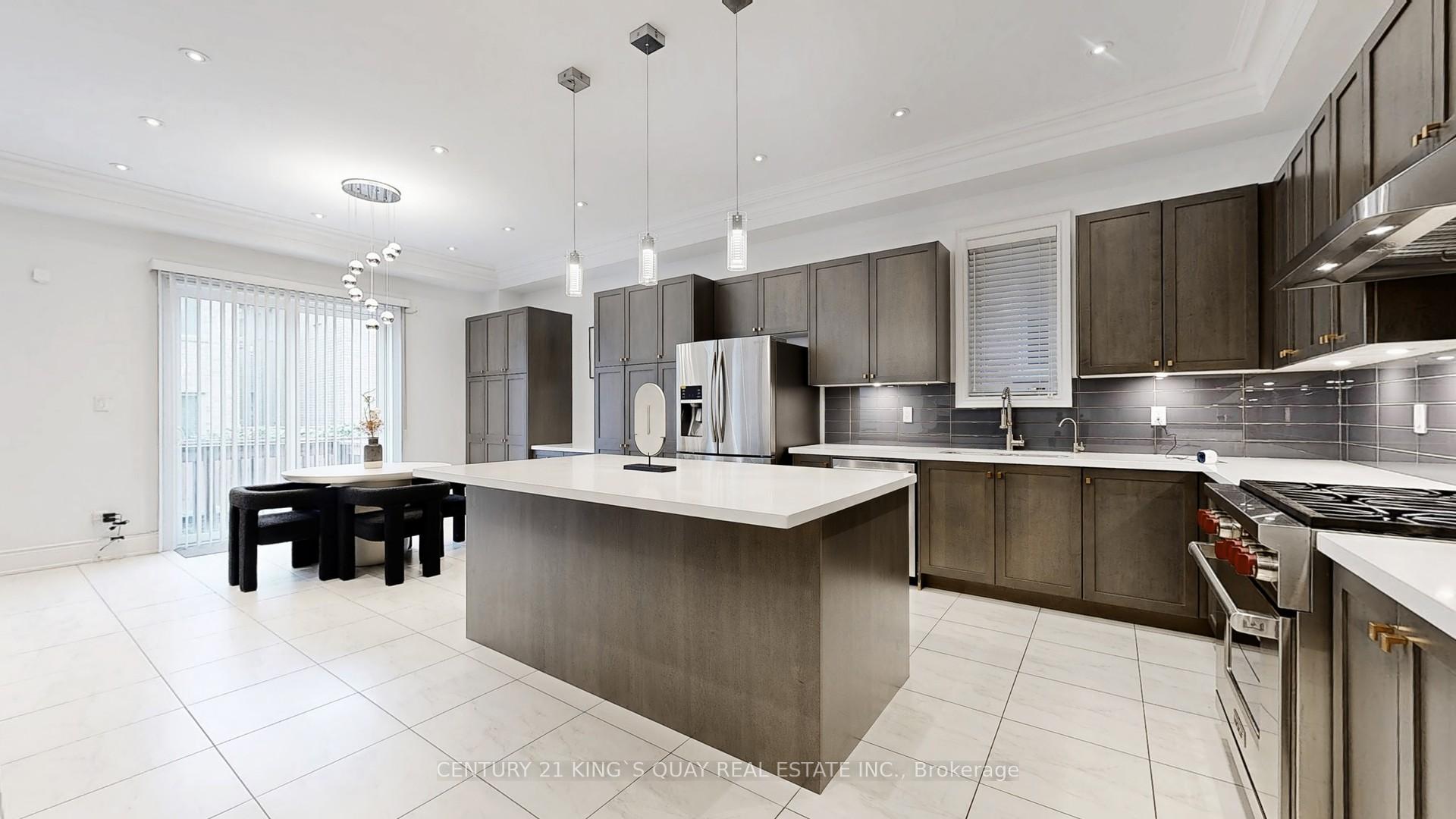 Photo 7 of 33 Oakford Drive, Markham, Cachet — HOMEH