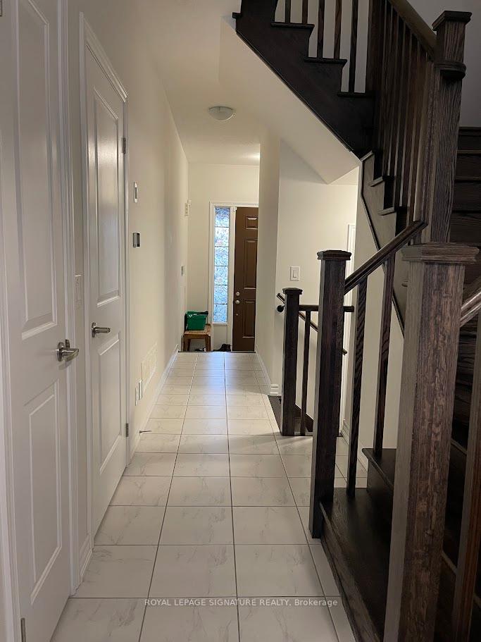 Photo 13 of 32 Reistwood Drive, Kitchener, Huron Park — HOMEH