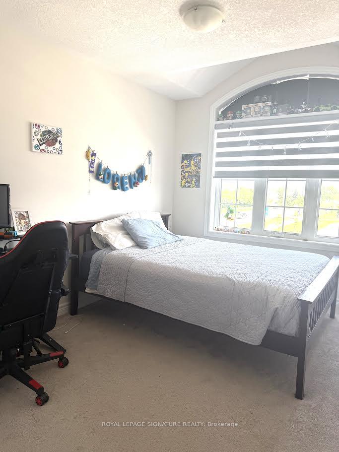 Photo 17 of 32 Reistwood Drive, Kitchener, Huron Park — HOMEH