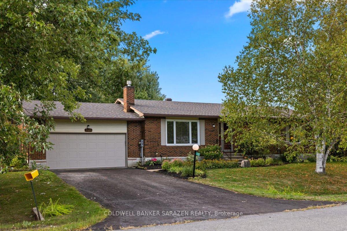 Photo 3 of 2303 Edward Kidd Crescent, Ottawa, North Gower — HOMEH