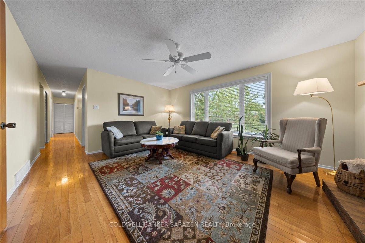 Photo 9 of 2303 Edward Kidd Crescent, Ottawa, North Gower — HOMEH