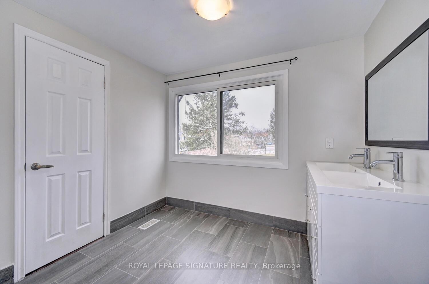Photo 20 of 84 Heiman Street, Kitchener, Southdale — HOMEH