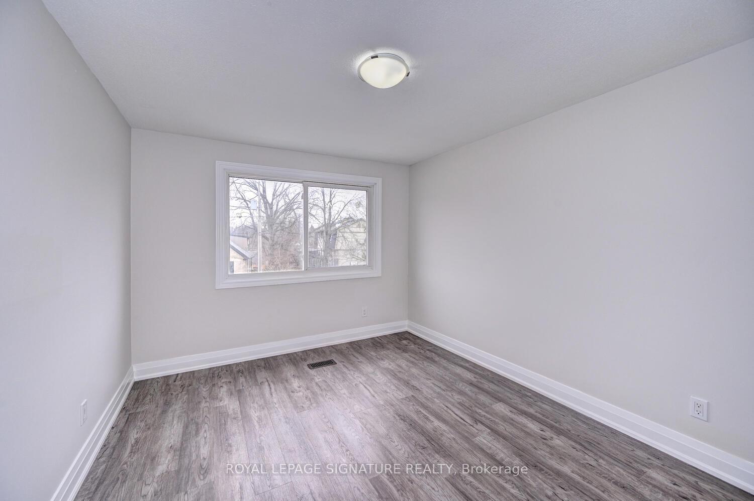 Photo 31 of 84 Heiman Street, Kitchener, Southdale — HOMEH