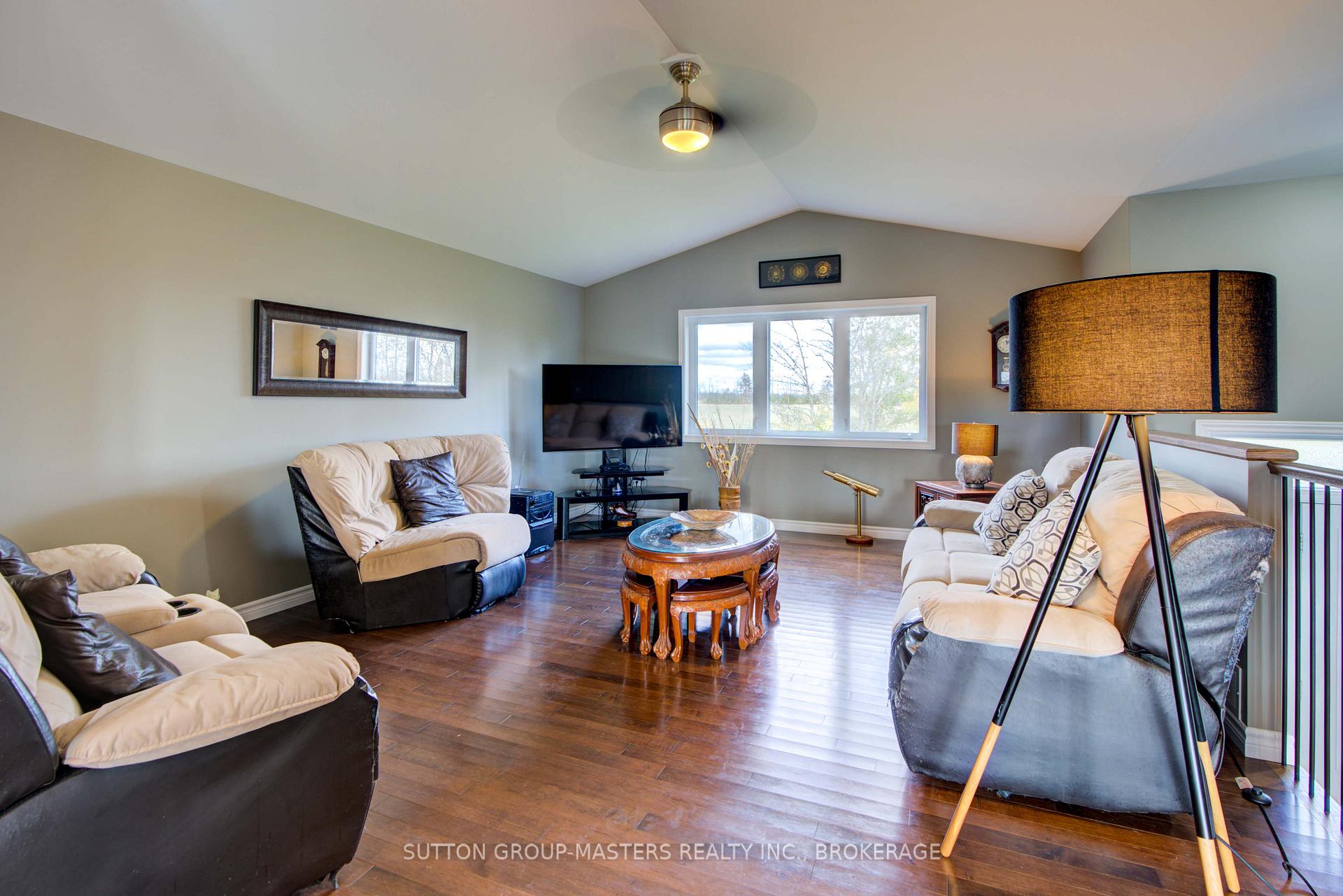 Photo 7 of 4759 Florida Road, Loyalist, Lennox and Addington - South — HOMEH