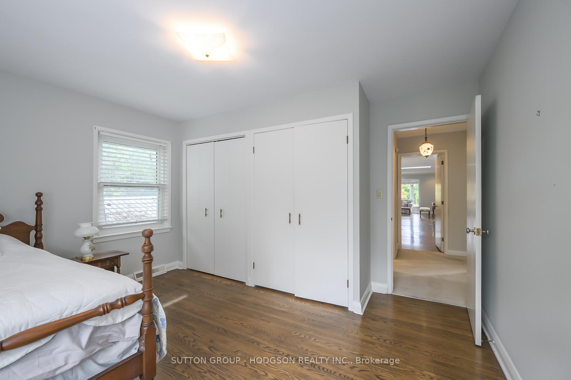 Photo 26 of 325 Thames Valley Avenue, London, North Q — HOMEH