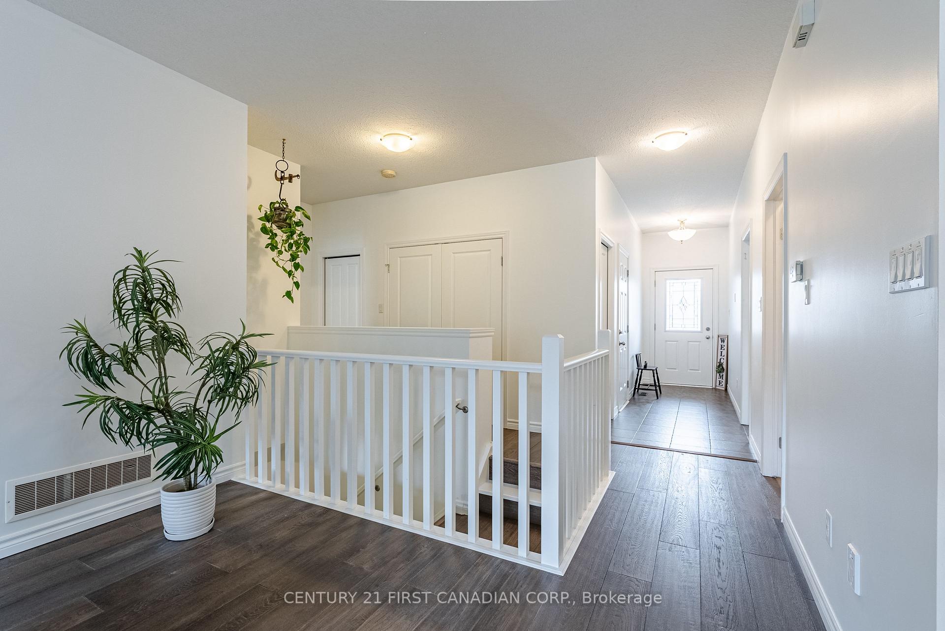 Photo 30 of 113 Radcliffe Crescent, Lucan Biddulph, Lucan — HOMEH