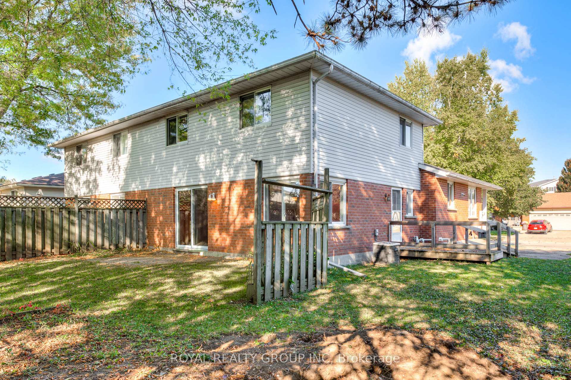 Photo 4 of 119 Keewatin Avenue, Kitchener — HOMEH
