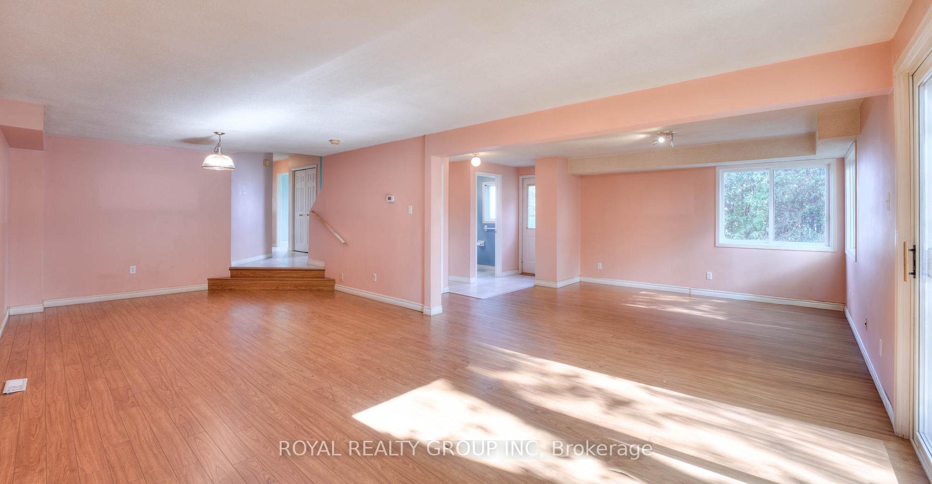 Photo 10 of 119 Keewatin Avenue, Kitchener — HOMEH