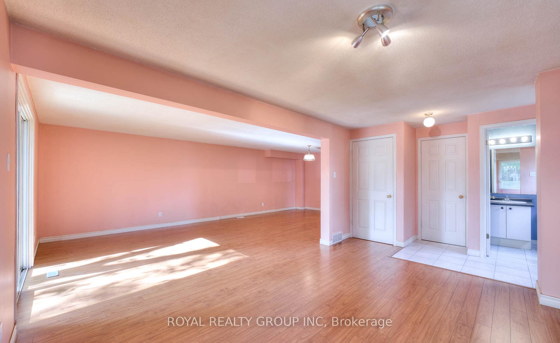 Photo 11 of 119 Keewatin Avenue, Kitchener — HOMEH