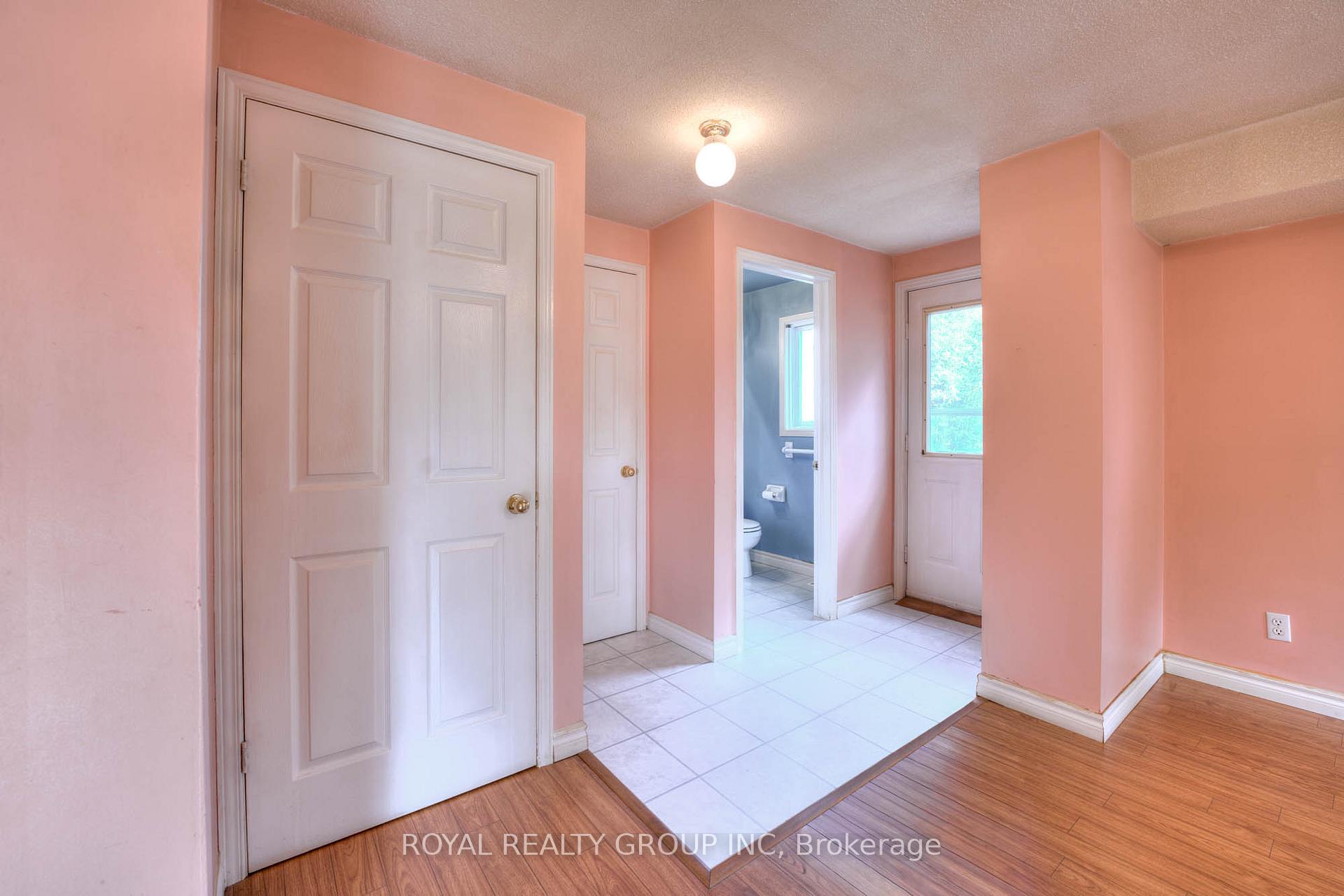 Photo 12 of 119 Keewatin Avenue, Kitchener — HOMEH