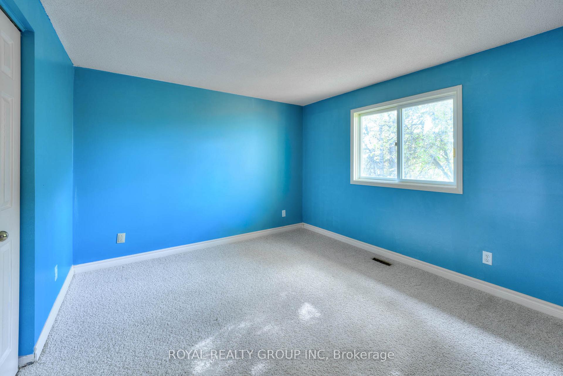Photo 16 of 119 Keewatin Avenue, Kitchener — HOMEH