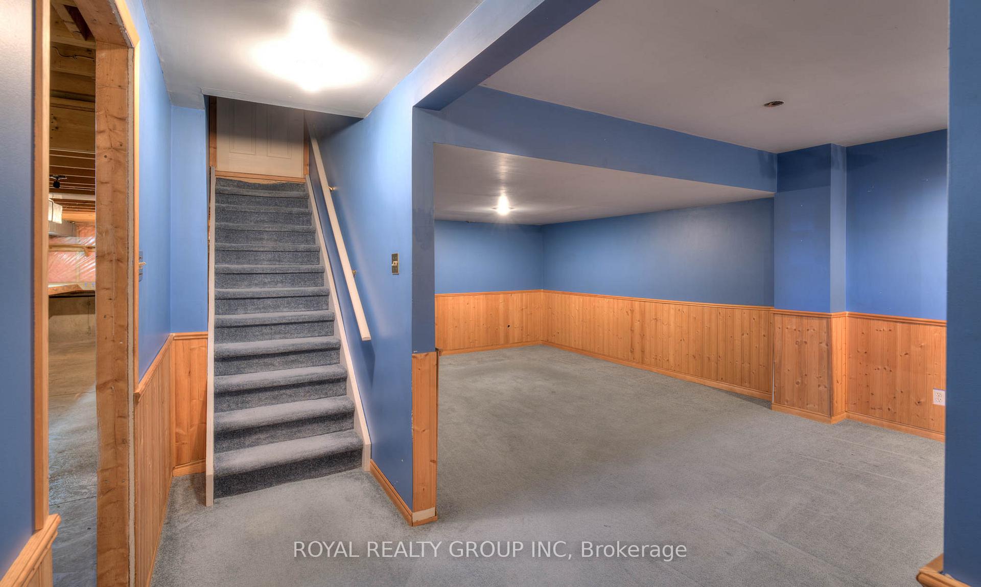 Photo 21 of 119 Keewatin Avenue, Kitchener — HOMEH