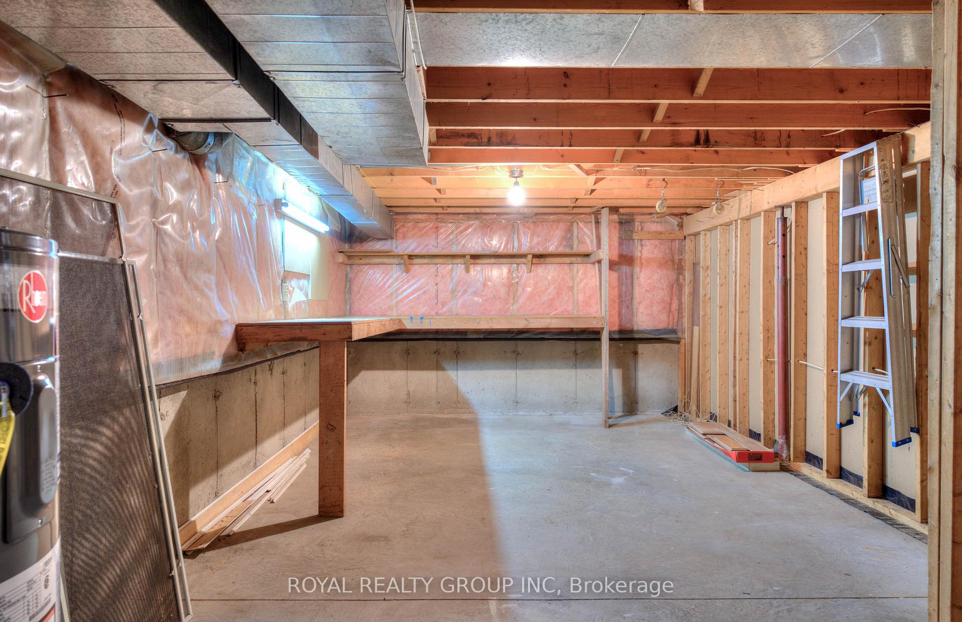 Photo 24 of 119 Keewatin Avenue, Kitchener — HOMEH