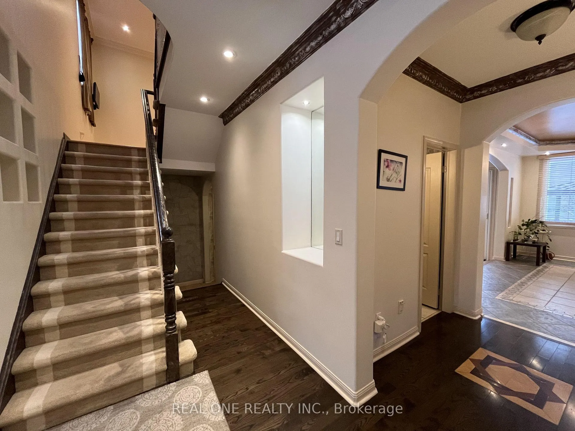 Photo 18 of 49 Drawbridge Drive, Markham, Berczy — HOMEH